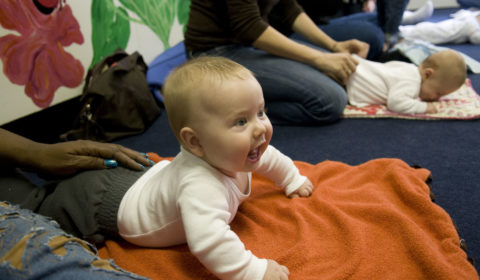 Ellynne Skove teaches GoGo Babies classes at Families First in Brooklyn, New York on April 27, 2010.

Photo by Angela Jimenez for Ellynne Skove
www.angelajimenezphotography.com