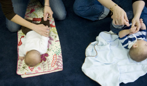 Ellynne Skove teaches GoGo Babies classes at Families First in Brooklyn, New York on April 27, 2010.

Photo by Angela Jimenez for Ellynne Skove
www.angelajimenezphotography.com